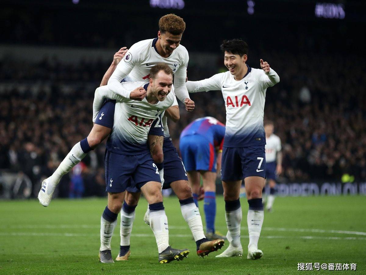 乐鱼app-清晨体能课后；托特纳姆豪取连胜备战欧篮联；质疑声仍在；细节决定成败-乐鱼app