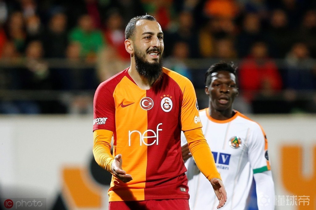 乐鱼-转会期埃因霍温内部沟通——欧超杯节点到来，气氛紧张，赛季目标并未改变的简单介绍-乐鱼